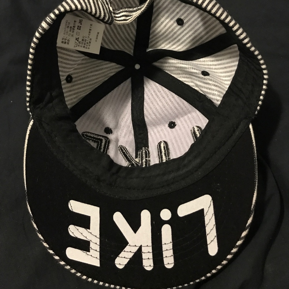 Baseball hat - Picture 3 of 7