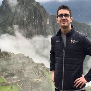 Meet your Posher, Louis