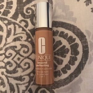 Clinique foundation+concealer