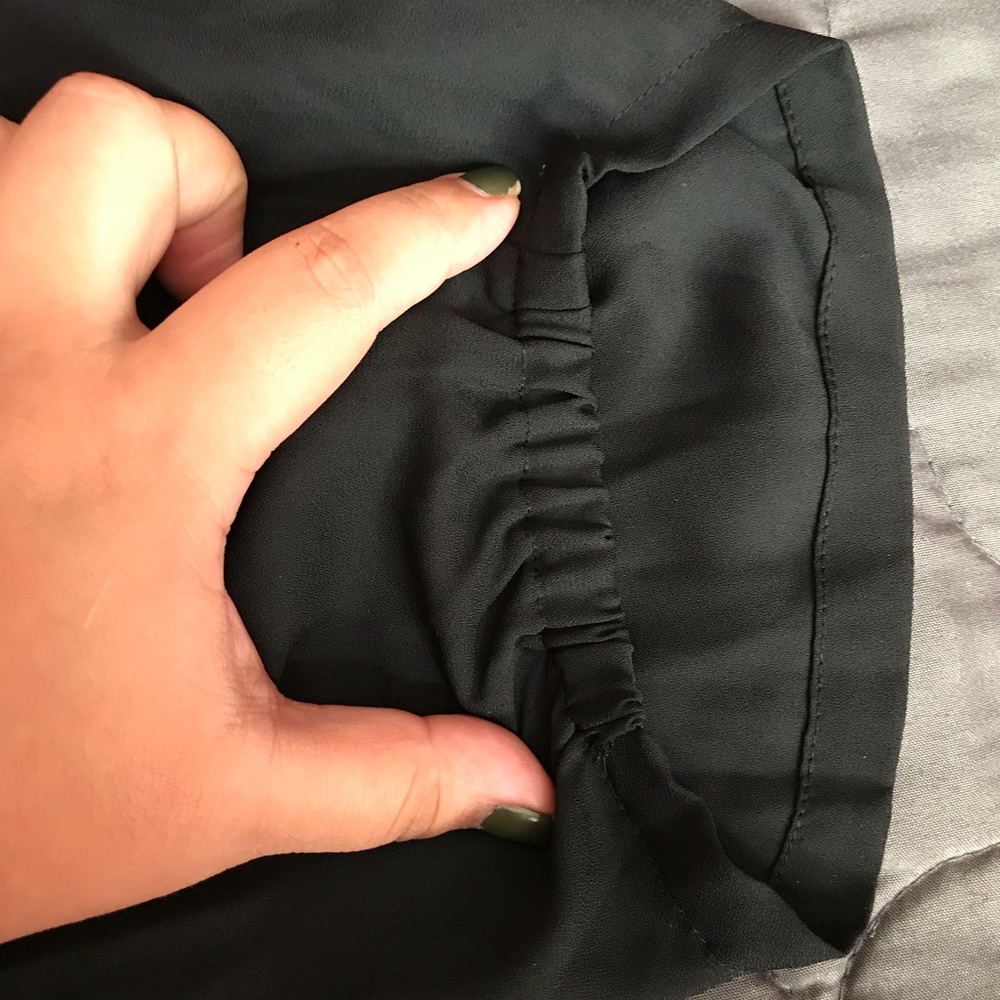 NWT AVENUE black with white blouse - Picture 5 of 5
