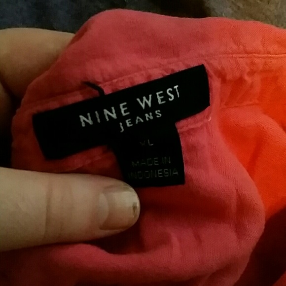 CLEARANCE Nine West sleeveless top - Picture 3 of 4