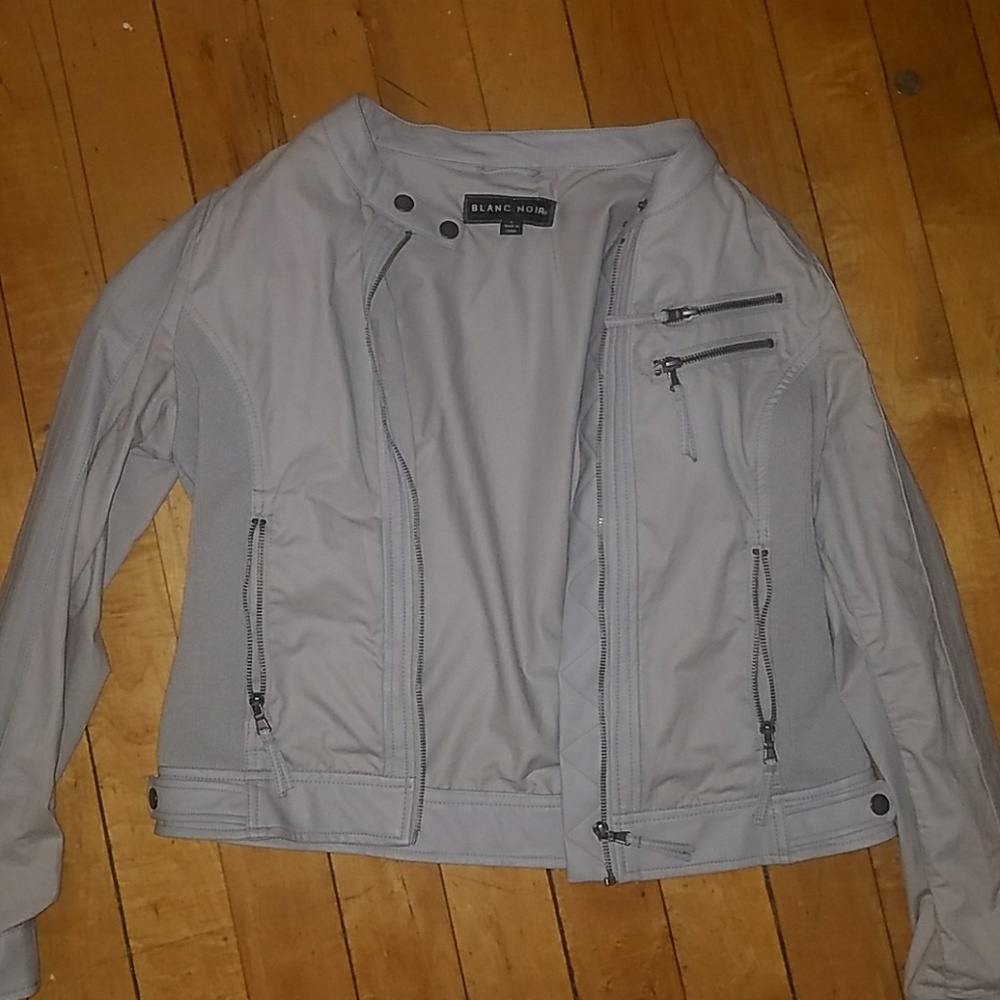Blanc noir faux leather
