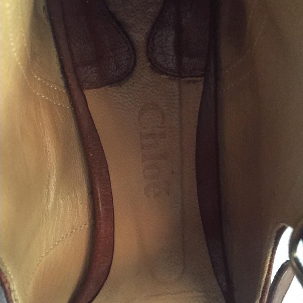 Chloe size 6 Flats triple buckle