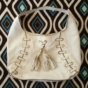 Micheal Kors Hobo×××Flash sale today only $20×××