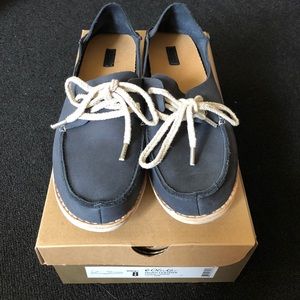 Olukai Women’s Shoe Moku Leather