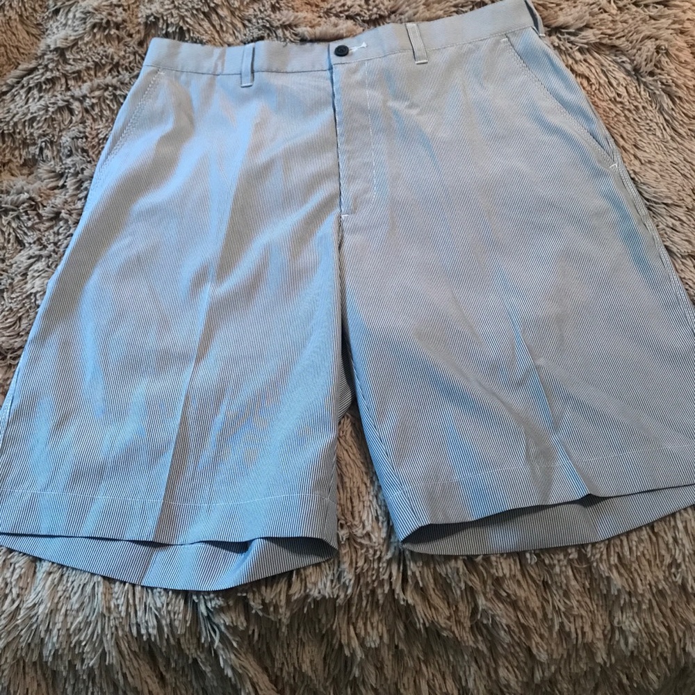Striped Men’s shorts - size 34