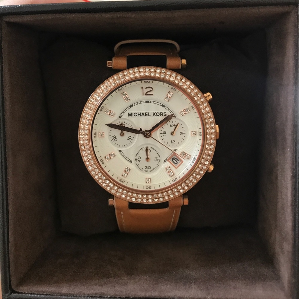 Michael Kors rose gold watch
