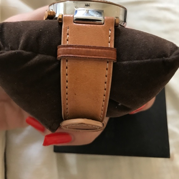 Michael Kors rose gold watch - Picture 4 of 4