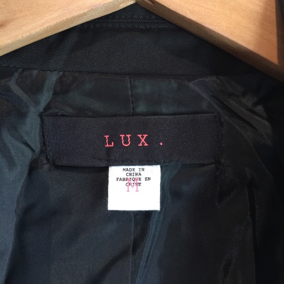 Lux Crop Blazer - Picture 4 of 5