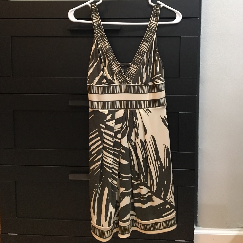 BCBG Max Azria Petite XSP Grey & Cream Print Dress