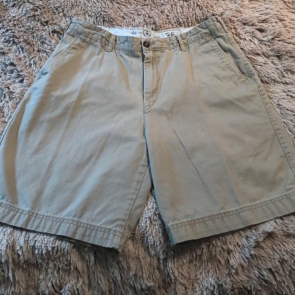 Men’s shorts - izod - size 36
