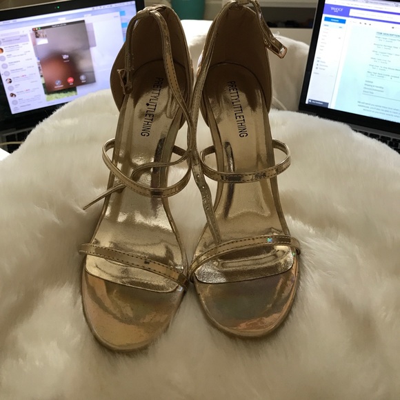 Gold strappy heels - Picture 3 of 5