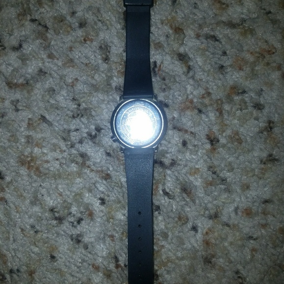 Mens Watch - Picture 2 of 3