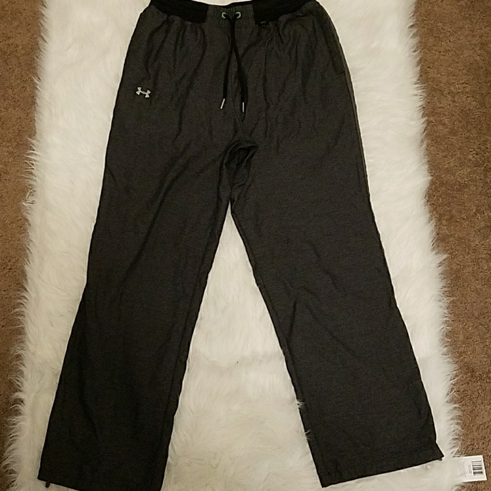 🚫sold🚫NWOT Under Armour loose fit pants