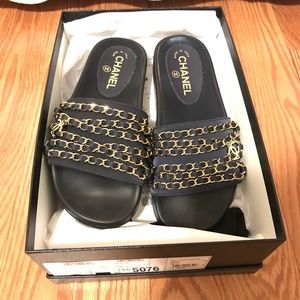 BRAND NEW Chanel mules in dark navy