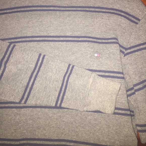 Long sleeved thermal - Picture 3 of 3