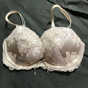 32D lace/mesh push-up bra
