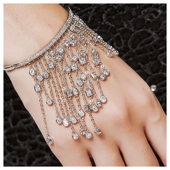 Swarovski Crystal Dangle Fringe Bracelet - Picture 6 of 6