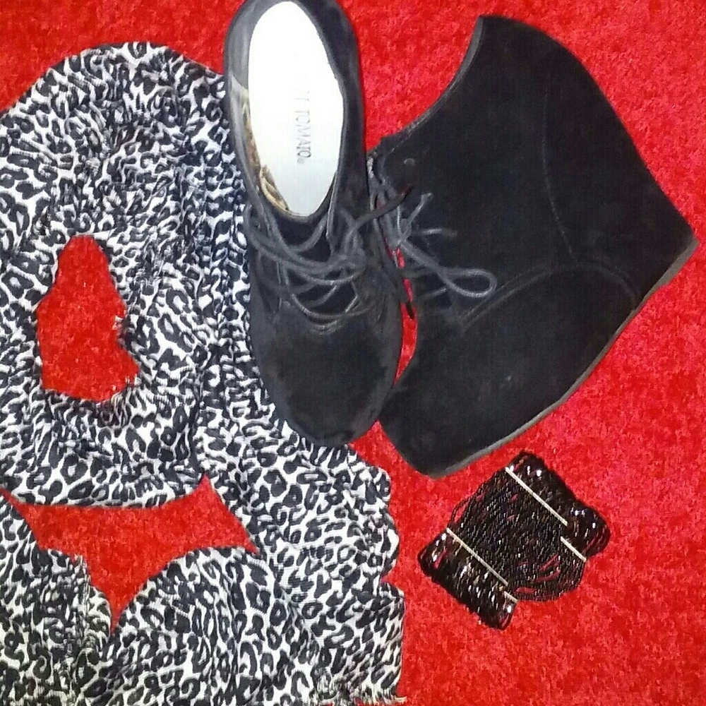 Wedge booties