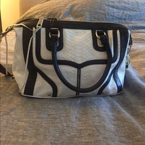 Rebecca Minkoff M.A.B. Mini Bombe Covert. Satchel Rebecca Minkoff M.A.B. Mini Bombe Covert. Satchel