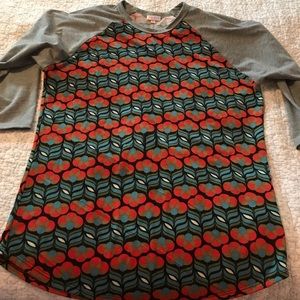 LuLaRoe Randy tee