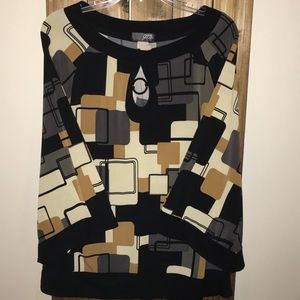 Beautiful 3/4 inch Length Sleeved Blouse