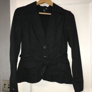 H&M size 8 fitted black jacket