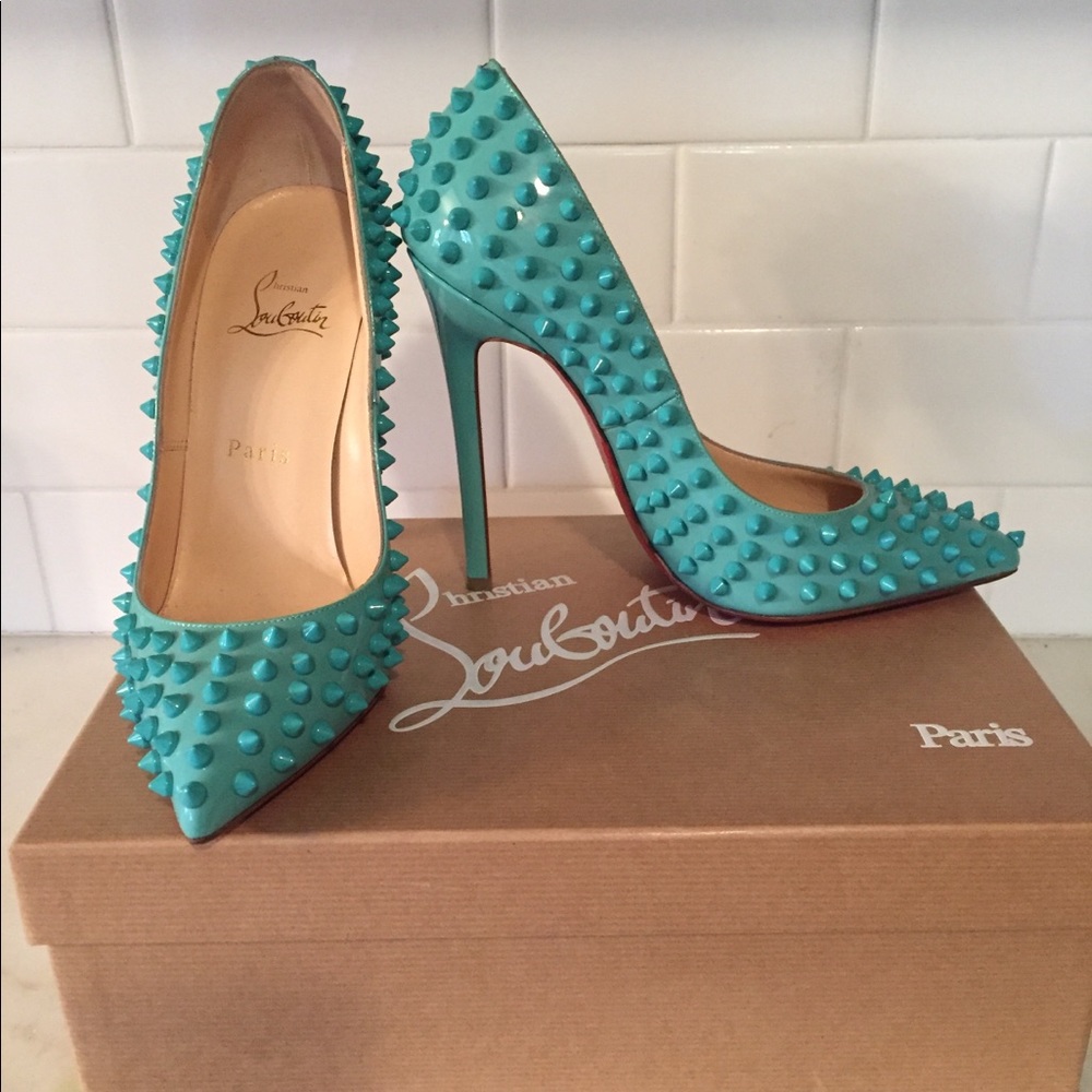 Louboutin Aquamarine Spike heels. Size 38.
