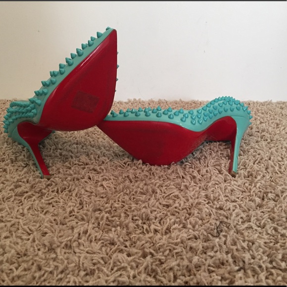 Louboutin Aquamarine Spike heels. Size 38. - Picture 5 of 8