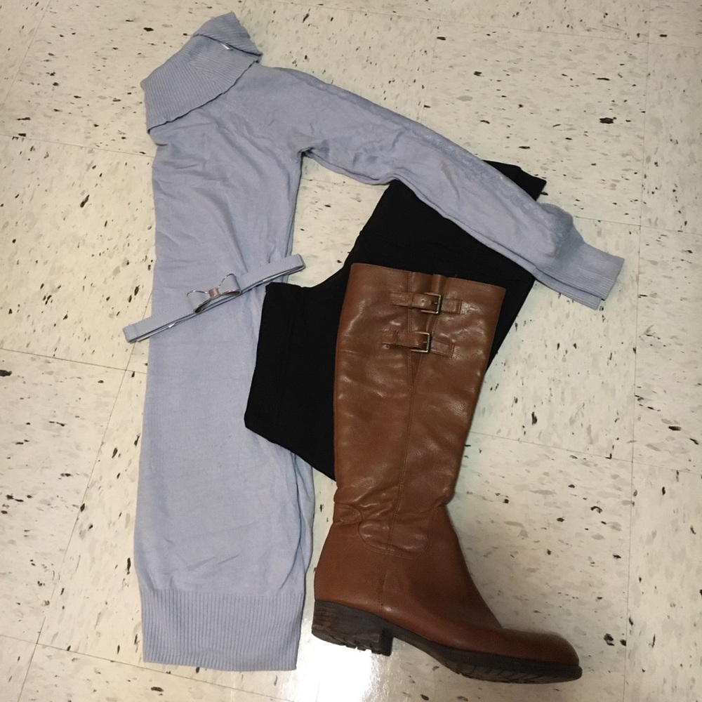 Beautiful Lavender Colored Sweater Dress