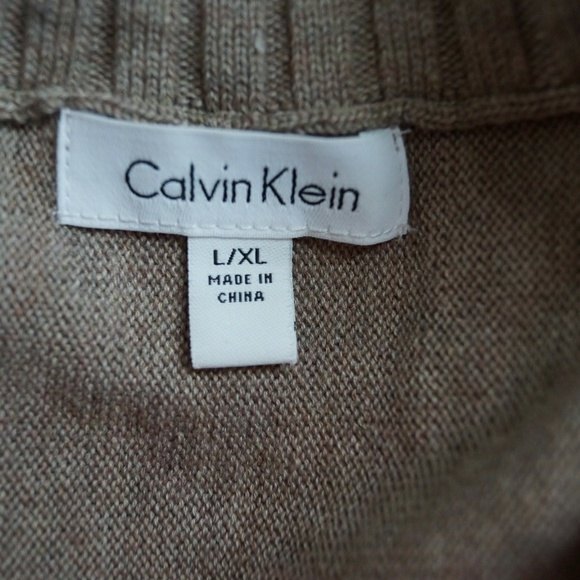 Calvin Klein Sweater Cape with Buckle - Picture 5 of 5
