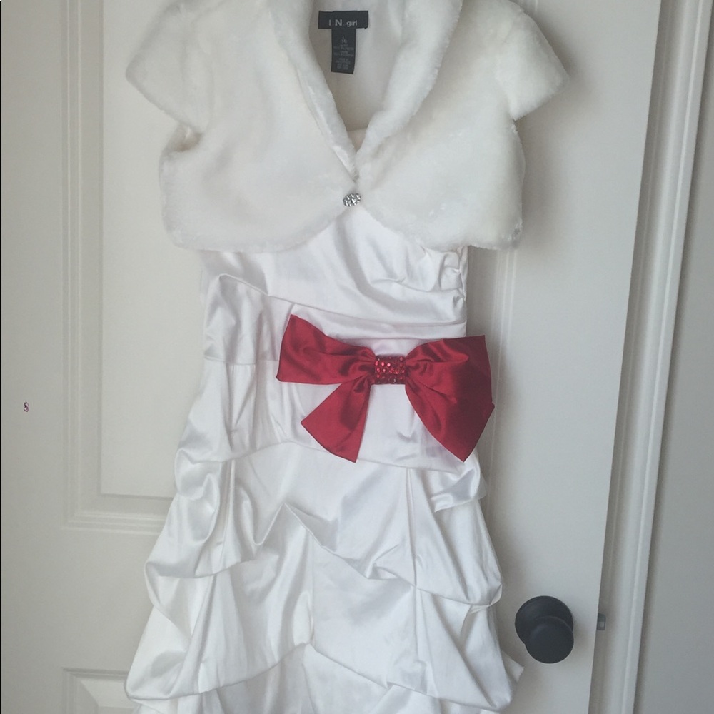 ❄️ Winter white holiday dress with shrug ❄️