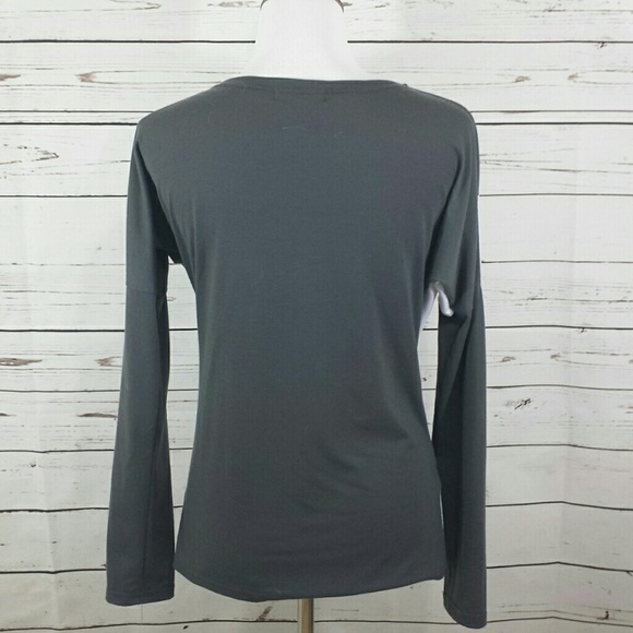 Block Color Scoop Neck Long Sleeve Tee - Picture 4 of 5