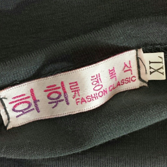 Block Color Scoop Neck Long Sleeve Tee - Picture 5 of 5