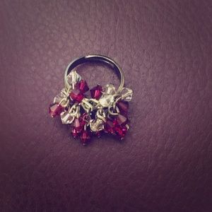 Adjustable size crystal stone ring