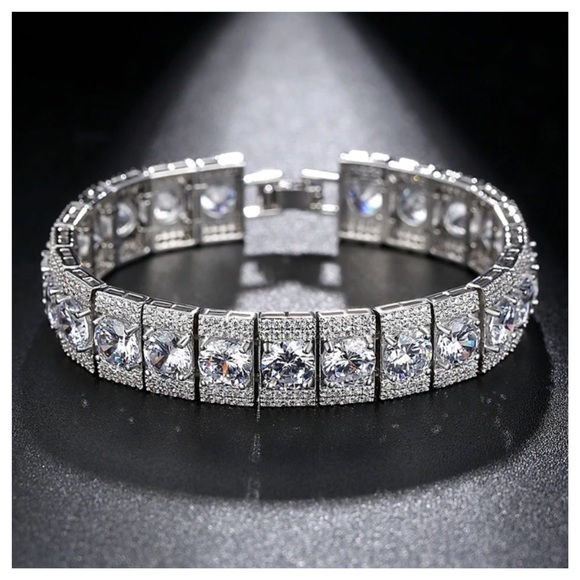 Swarovski Crystals The Jami Tennis Bracelet - Picture 3 of 5