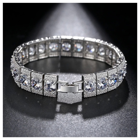 Swarovski Crystals The Jami Tennis Bracelet - Picture 4 of 5