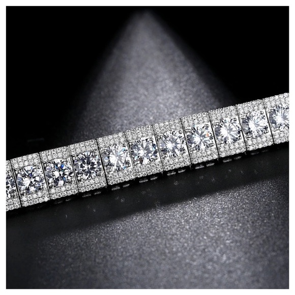 Swarovski Crystals The Jami Tennis Bracelet - Picture 5 of 5