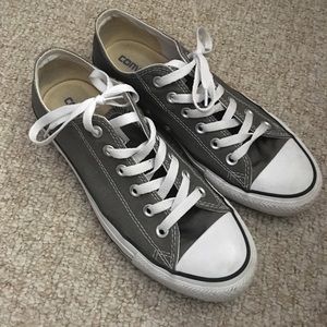 Grey converse