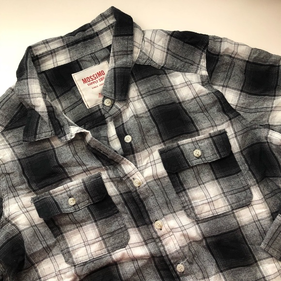 Mossimo Supply Co. Tops - Black & White Flannel Plaid Shirt Mossimo Supply Co. Tops - Black & White Flannel Plaid Shirt