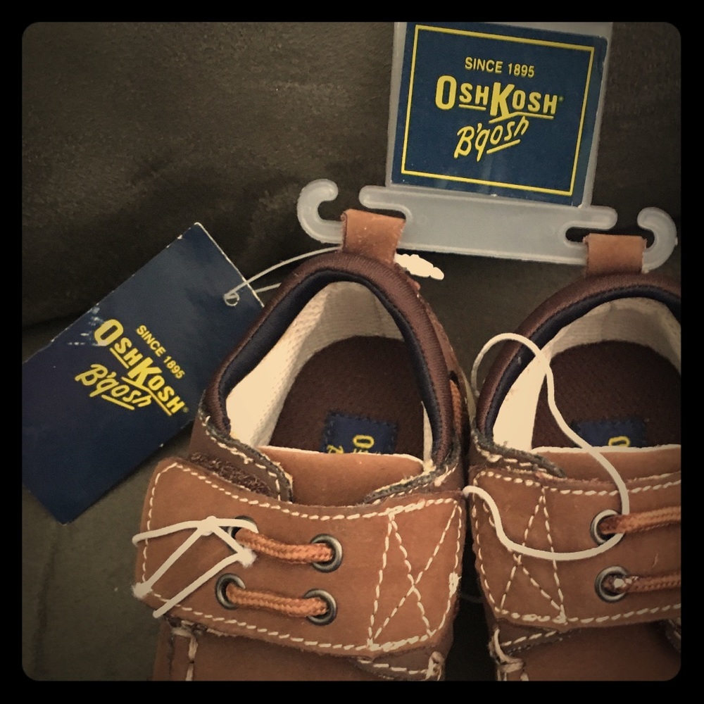 Osh Kosh baby boy shoes. NWT