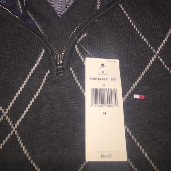 Men's Sweater - Picture 2 of 4