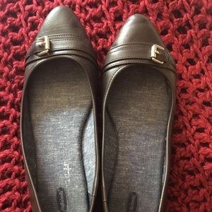 Cute brown flats with decorative gold buckle