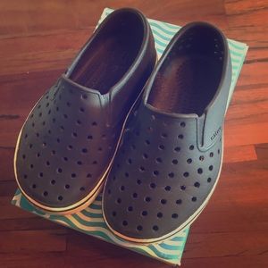 Natives Miles Black Boys Shoes - Size 8