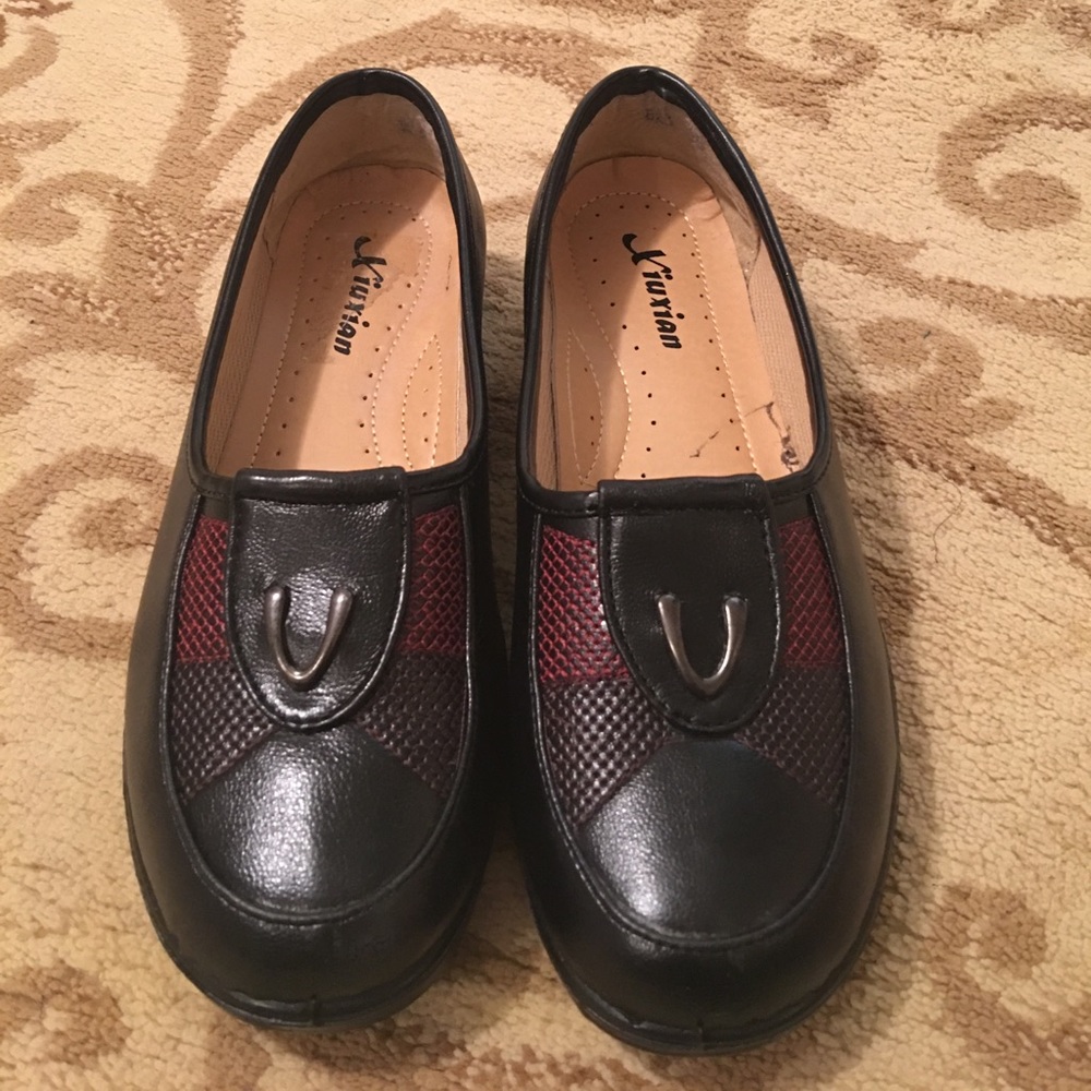 BRAND NEW SHOES