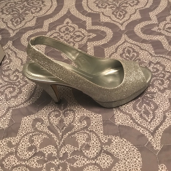 Glitter shoes! - Picture 2 of 3