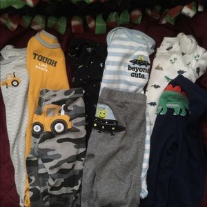 Carters Baby boys outfits 9 months