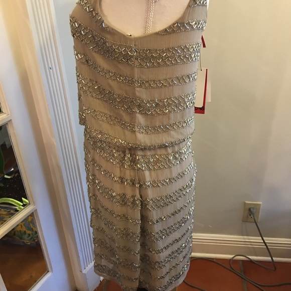 Beaded cocktail dress size small NWT - Picture 4 of 4