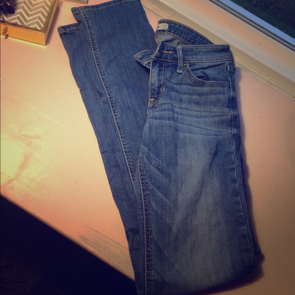 Hollister jeans