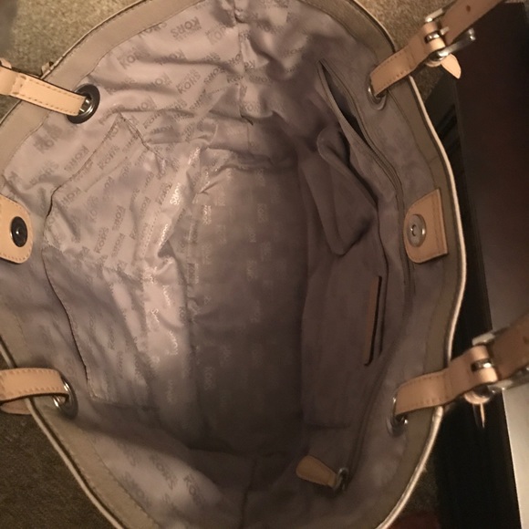 Michael Kors purse - Picture 4 of 4